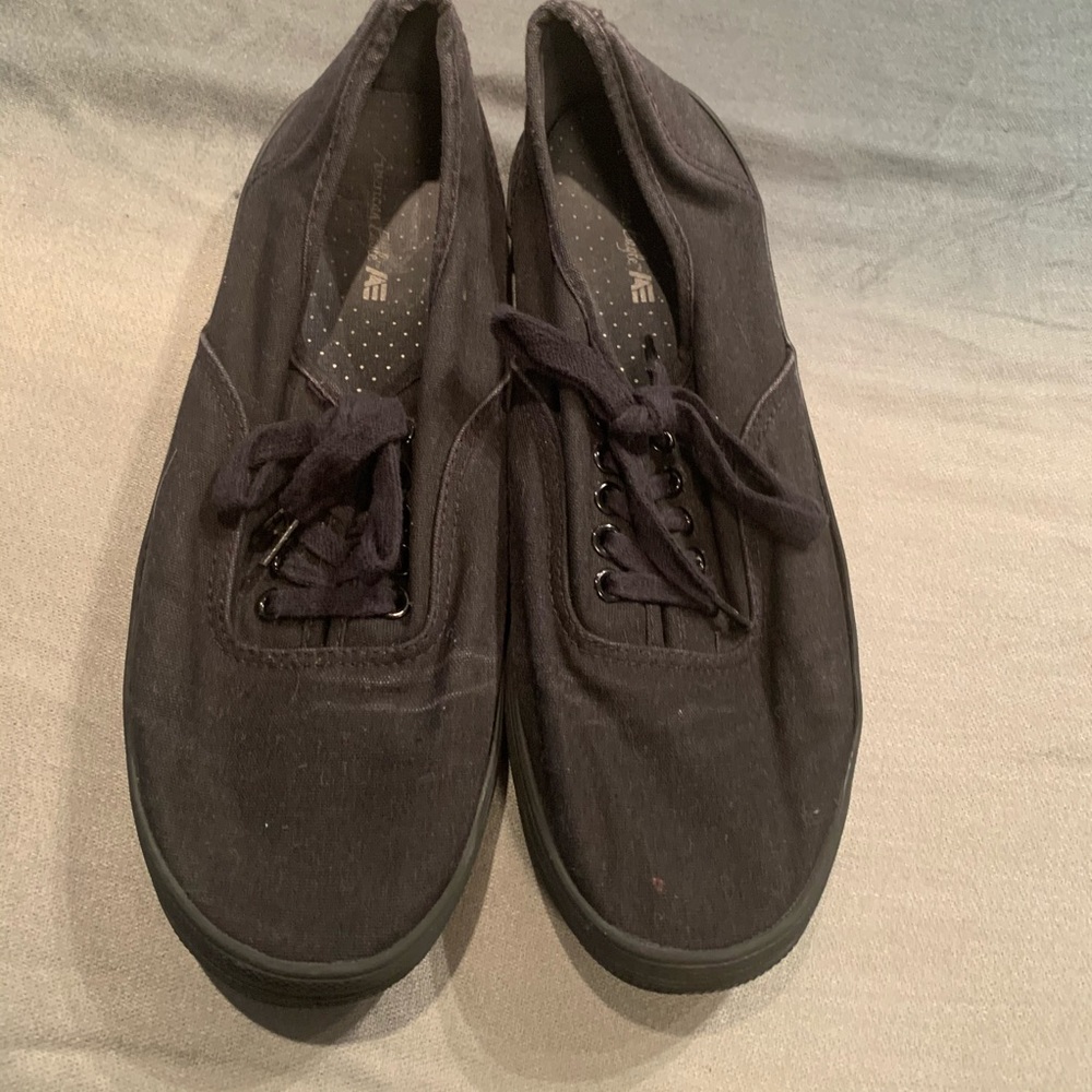 Black American eagle 🦅 shoes.